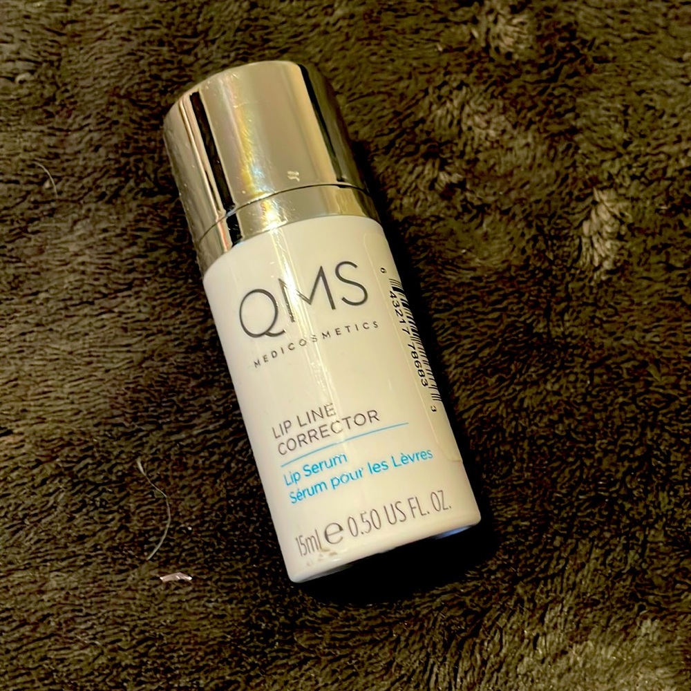 🌻QMS Lip Line Corrector🌻